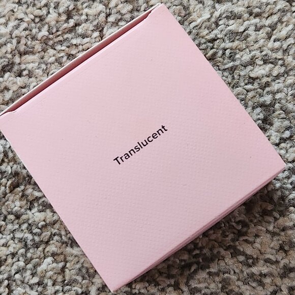 Too Faced: Born This Way Ethereal Setting Powder: Translucent - Picture 3 of 3